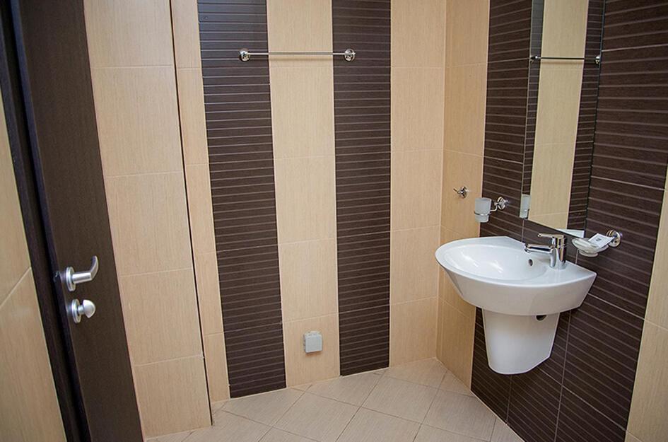 Семеен Хотел Естило Dimitrovgrad  Exterior foto